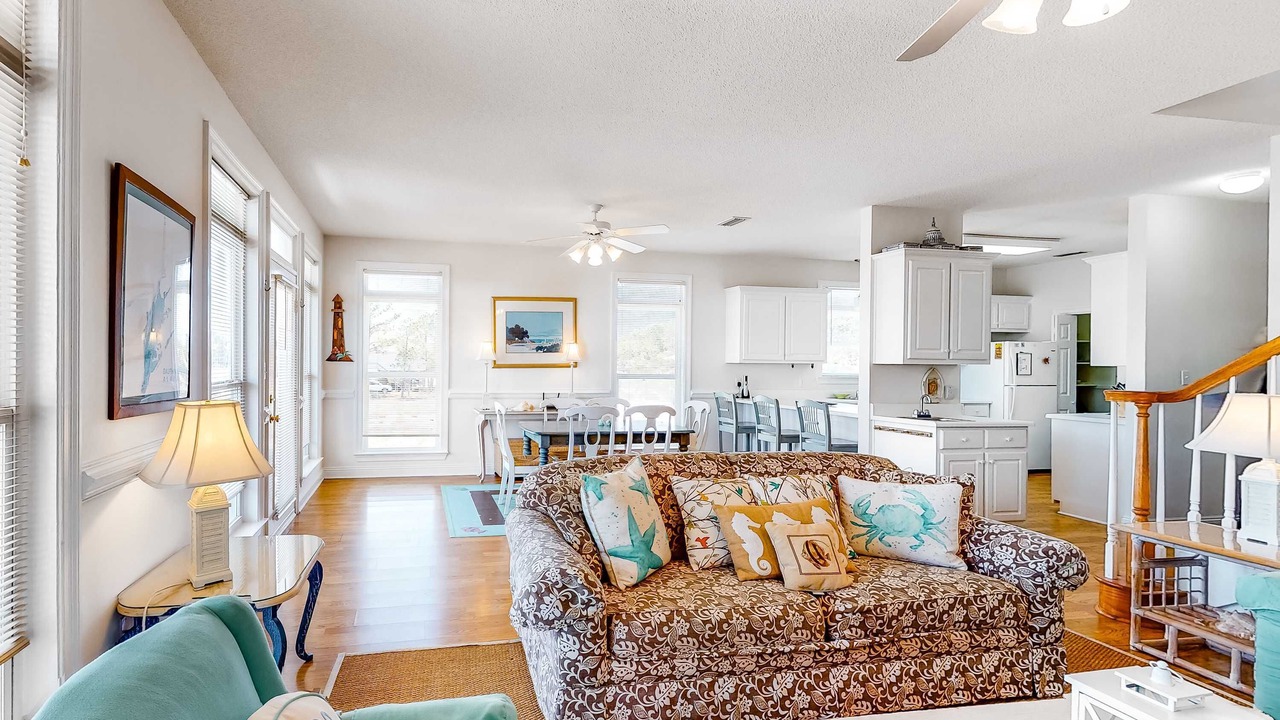 Photo of Livingroom in Audubon Place