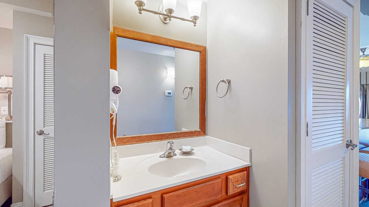Photo of Bathroom in Sunnyside
