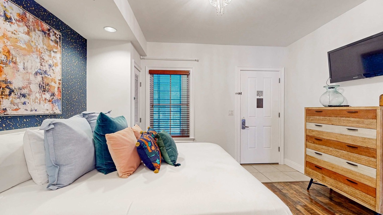 Photo of Bedroom in Sunnyside