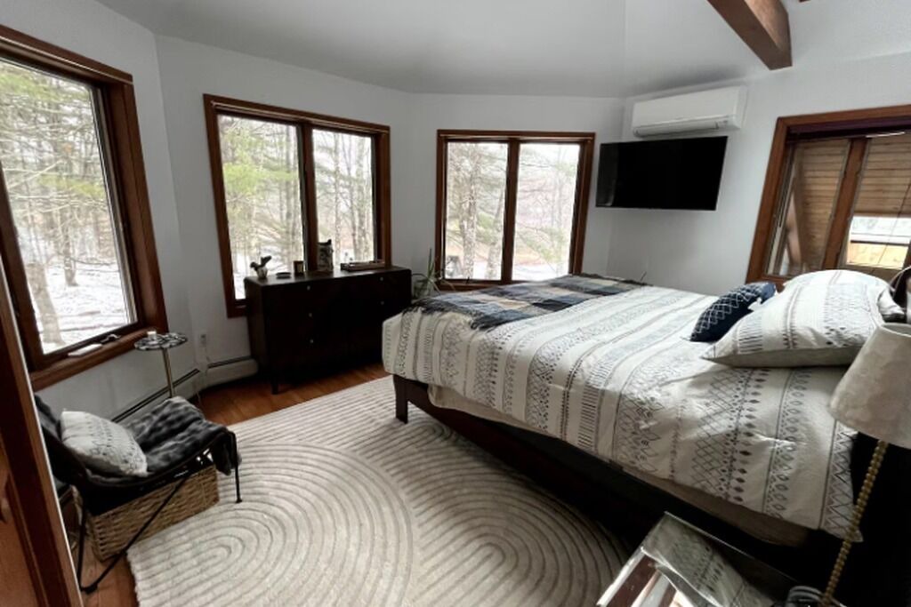 Photo of Bedroom in Poultney