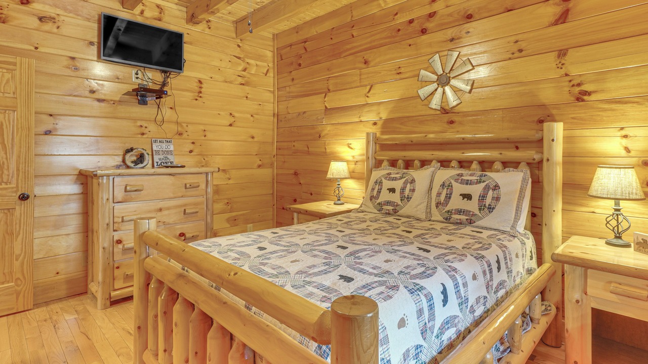 Photo of Bedroom in Sevierville