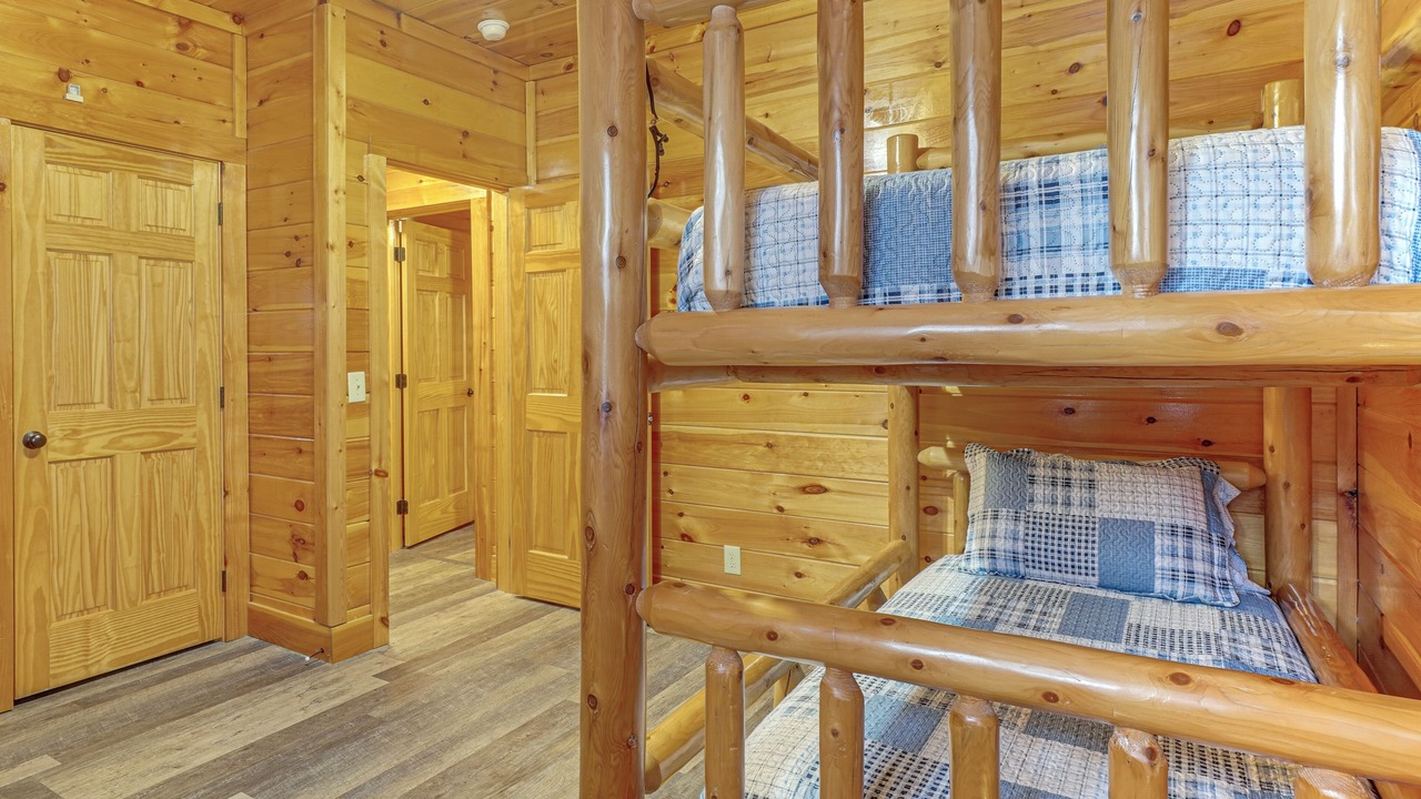 Photo of Bedroom in Sevierville