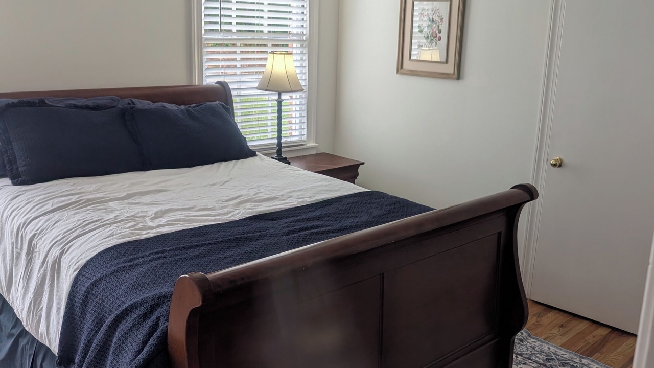 Photo of Bedroom in Summerville