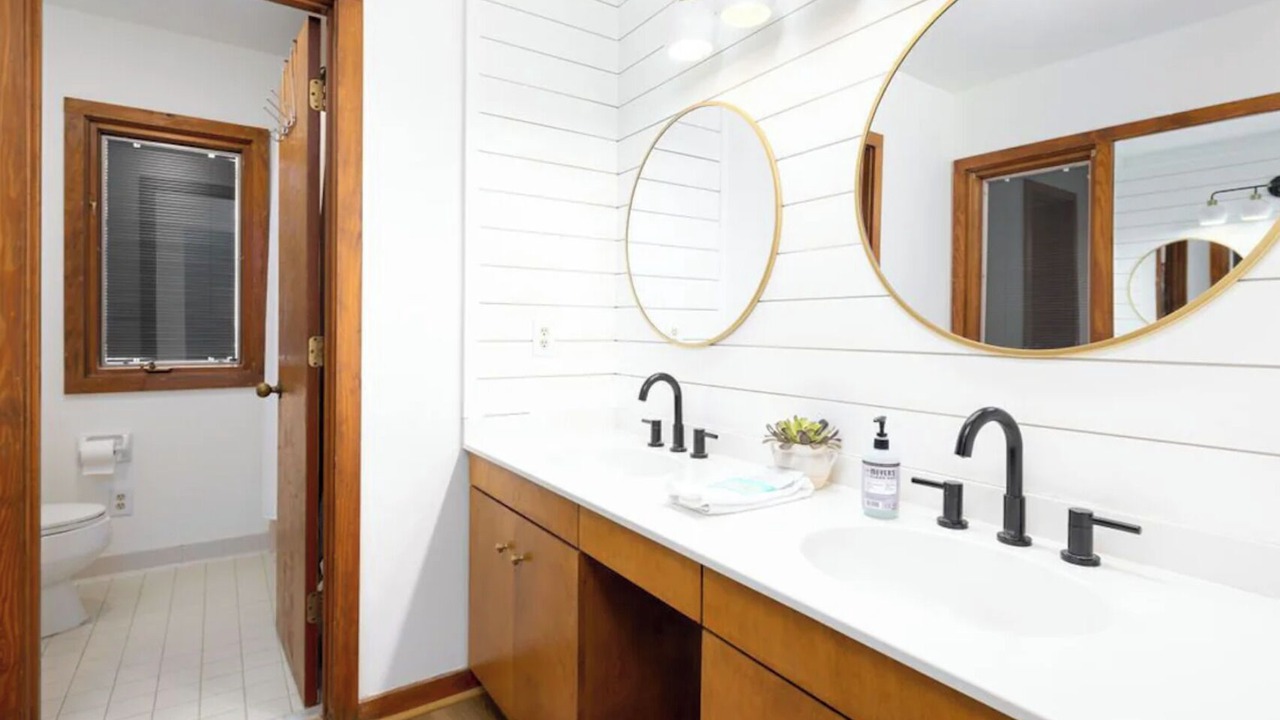 Photo of Bathroom in Pine Mountain
