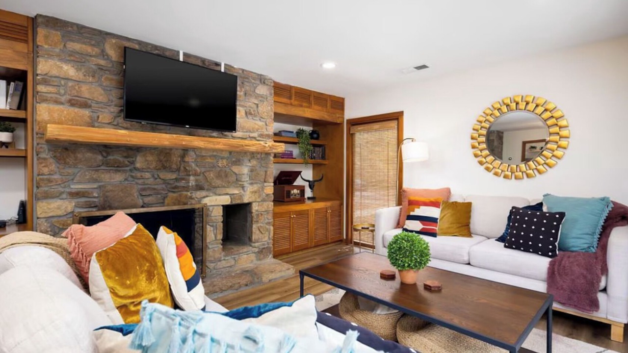 Photo of Livingroom in Pine Mountain