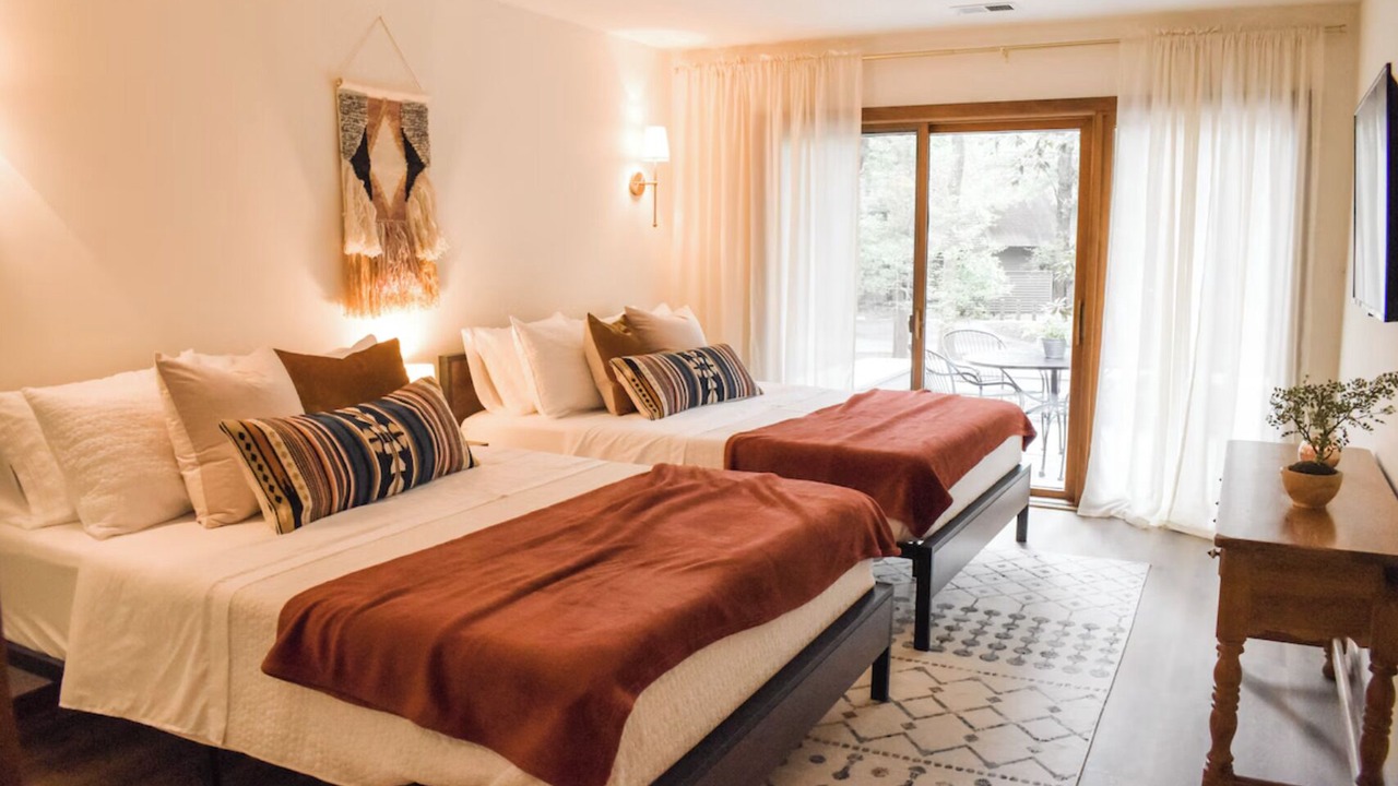 Photo of Bedroom in Pine Mountain