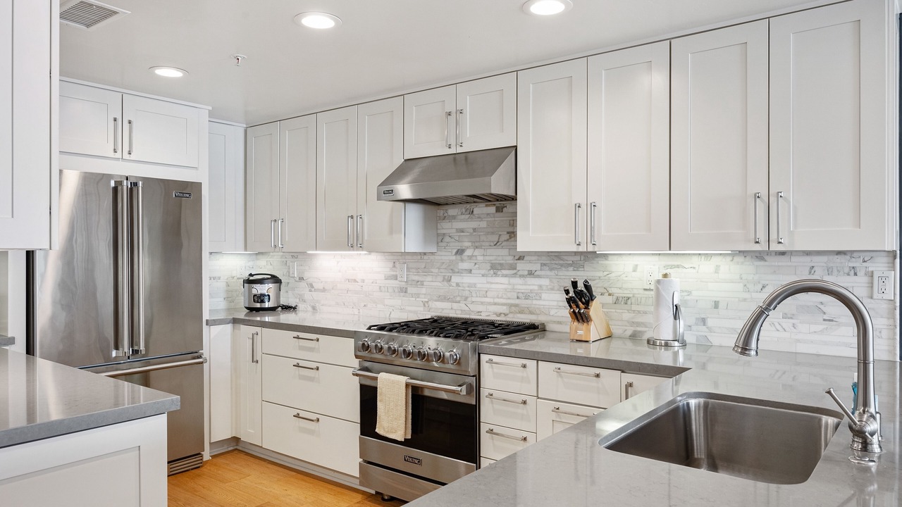 Photo of Kitchen in Beach Barber Tract