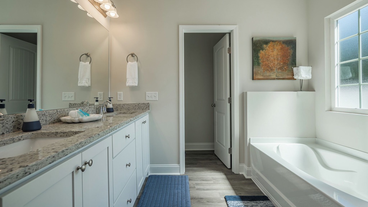 Photo of Bathroom in Hinesville