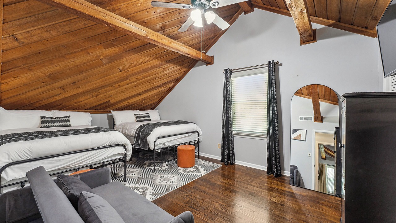 Photo of Bedroom in Riverdale