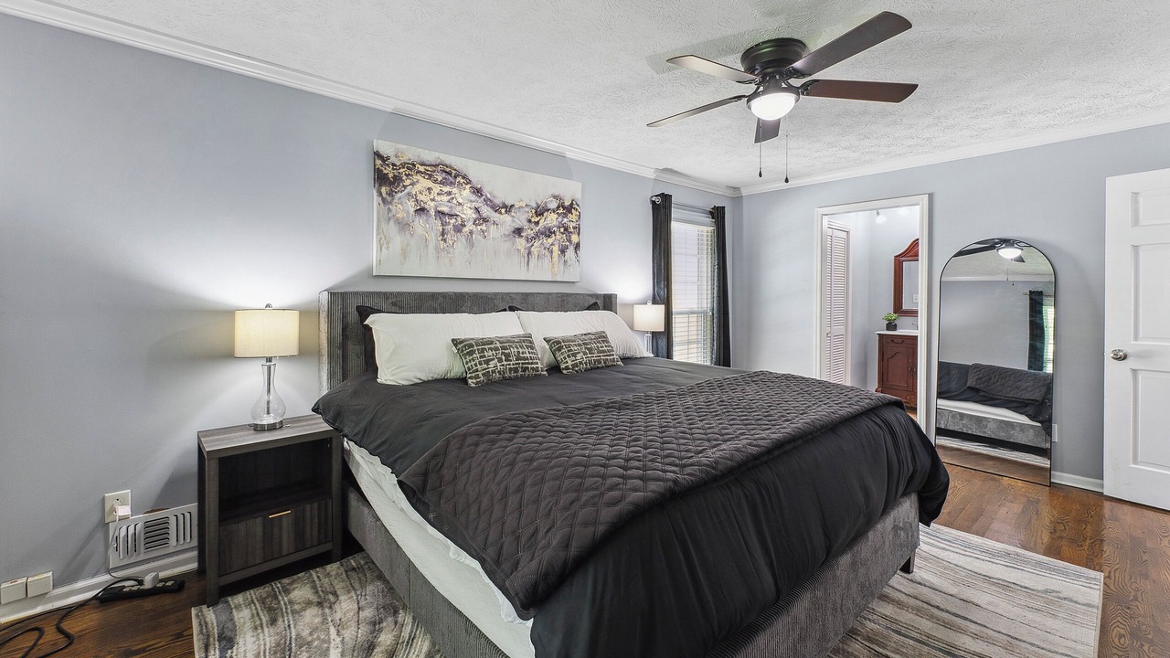 Photo of Bedroom in Riverdale