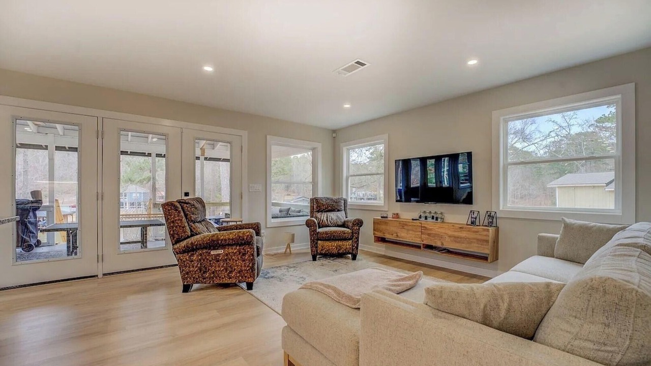 Photo of Livingroom in Covington