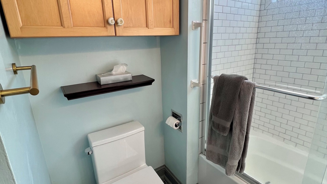 Photo of Bathroom in Historic District - North