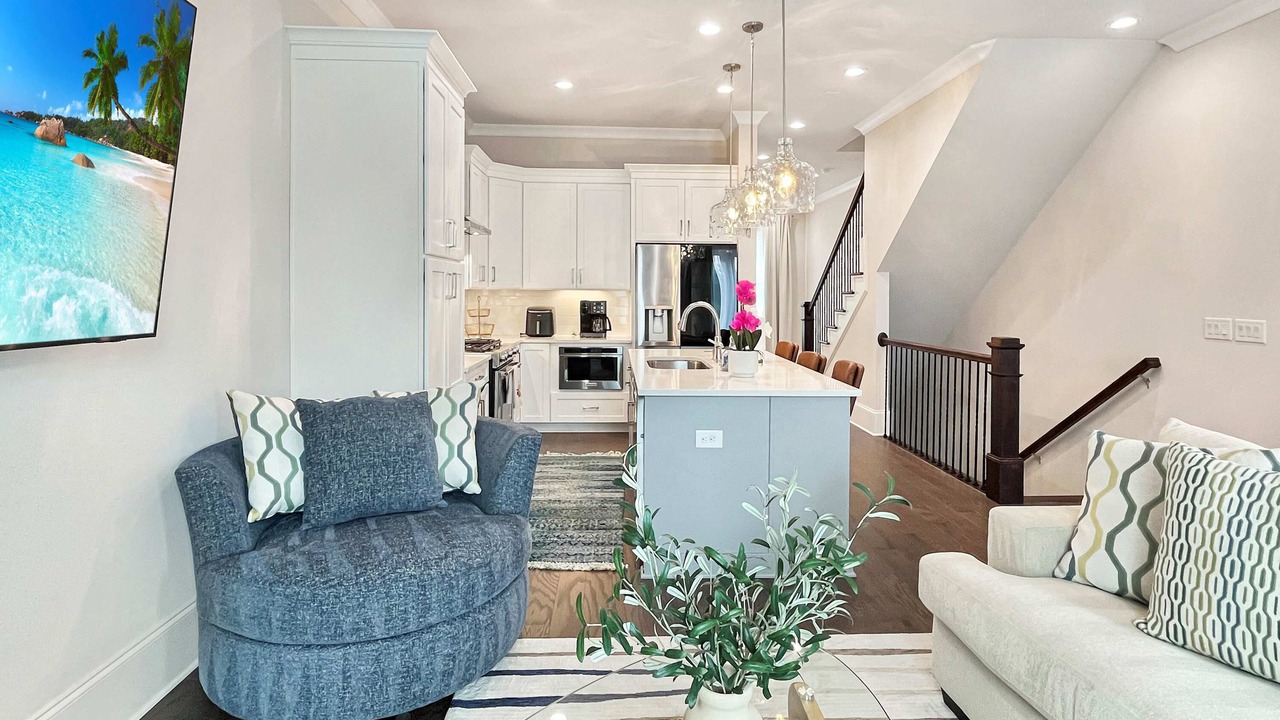Photo of Livingroom in Hitch Village - Fred Wessels Homes
