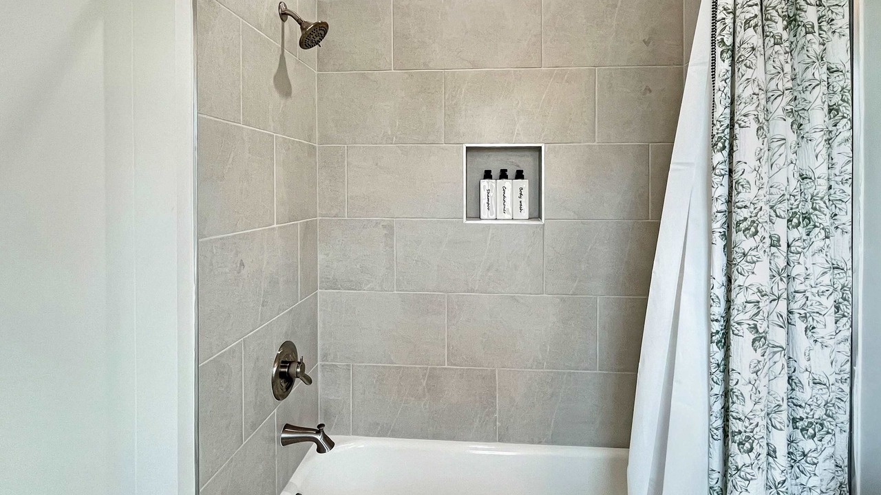 Photo of Bathroom in Hitch Village - Fred Wessels Homes