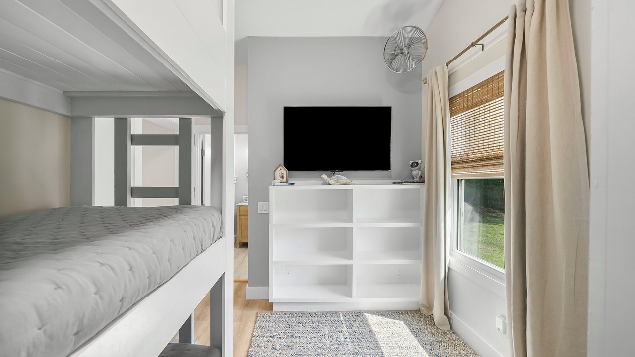 Photo of Bedroom in Inlet Beach Heights