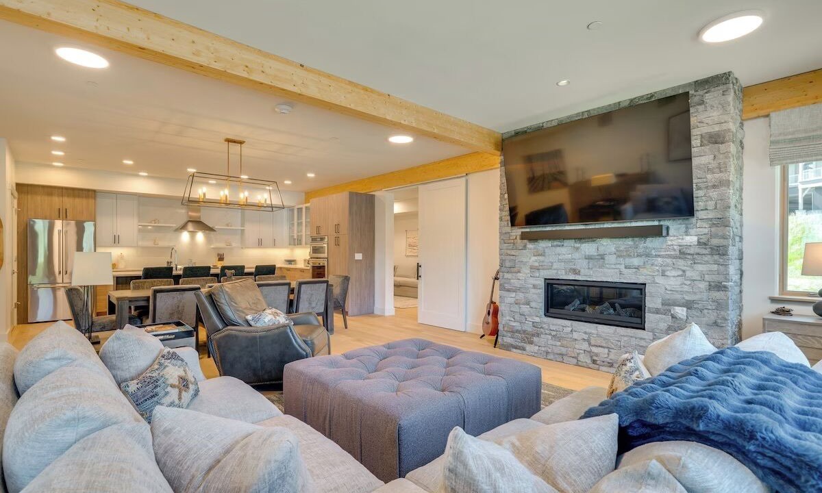 Photo of Livingroom in Ludlow