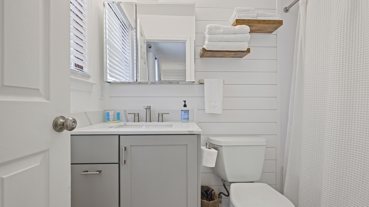 Photo of Bathroom in Acworth