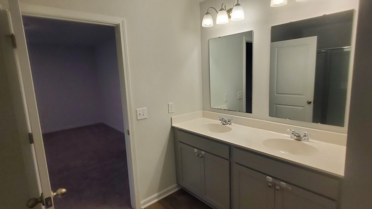 Photo of Bathroom in Port Wentworth