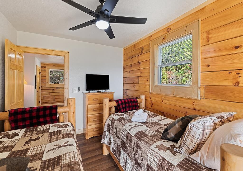 Photo of Bedroom in Waynesville