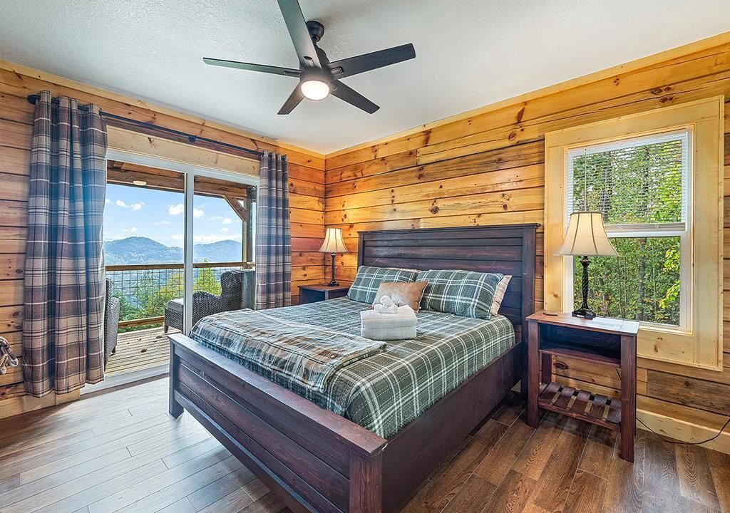 Photo of Bedroom in Waynesville