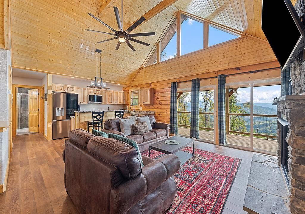 Photo of Livingroom in Waynesville