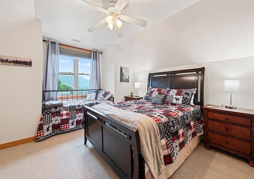 Photo of Bedroom in Maggie Valley