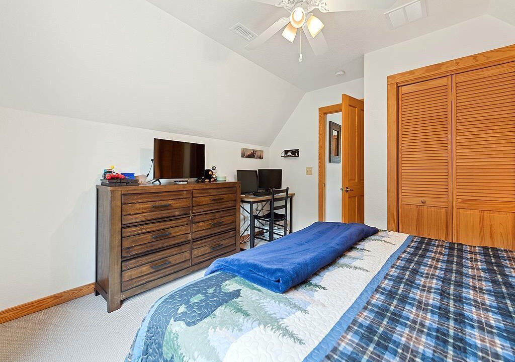 Photo of Bedroom in Maggie Valley