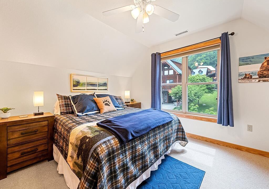 Photo of Bedroom in Maggie Valley
