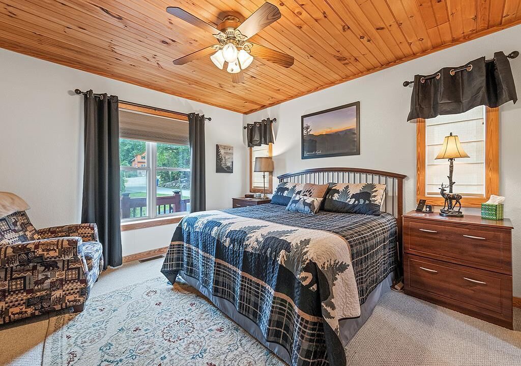 Photo of Bedroom in Maggie Valley