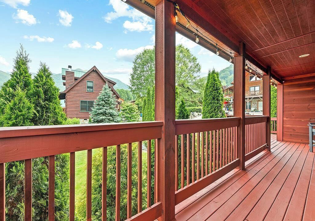 Photo of Patio Balcony in Maggie Valley
