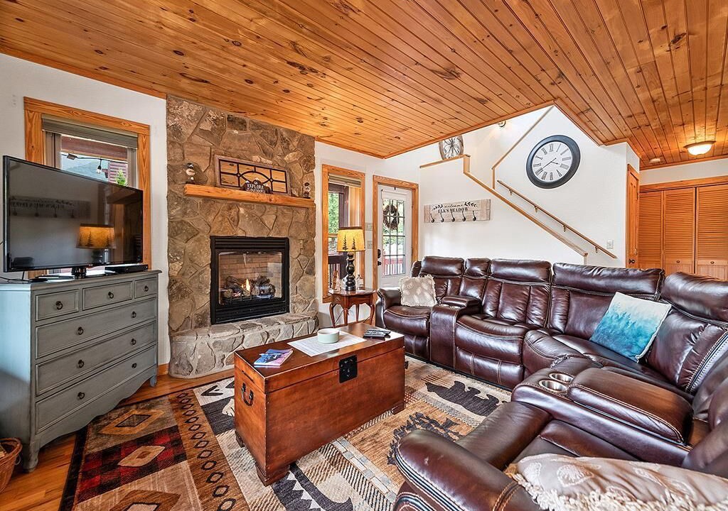 Photo of Livingroom in Maggie Valley