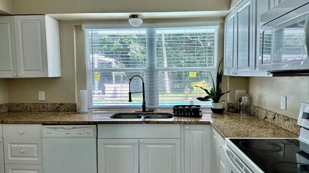 Photo of Kitchen in North Miami