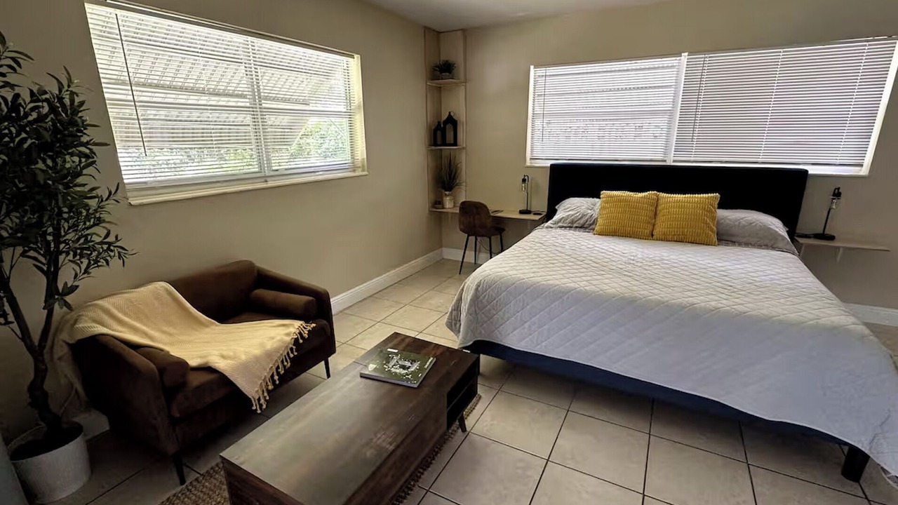 Photo of Bedroom in North Miami