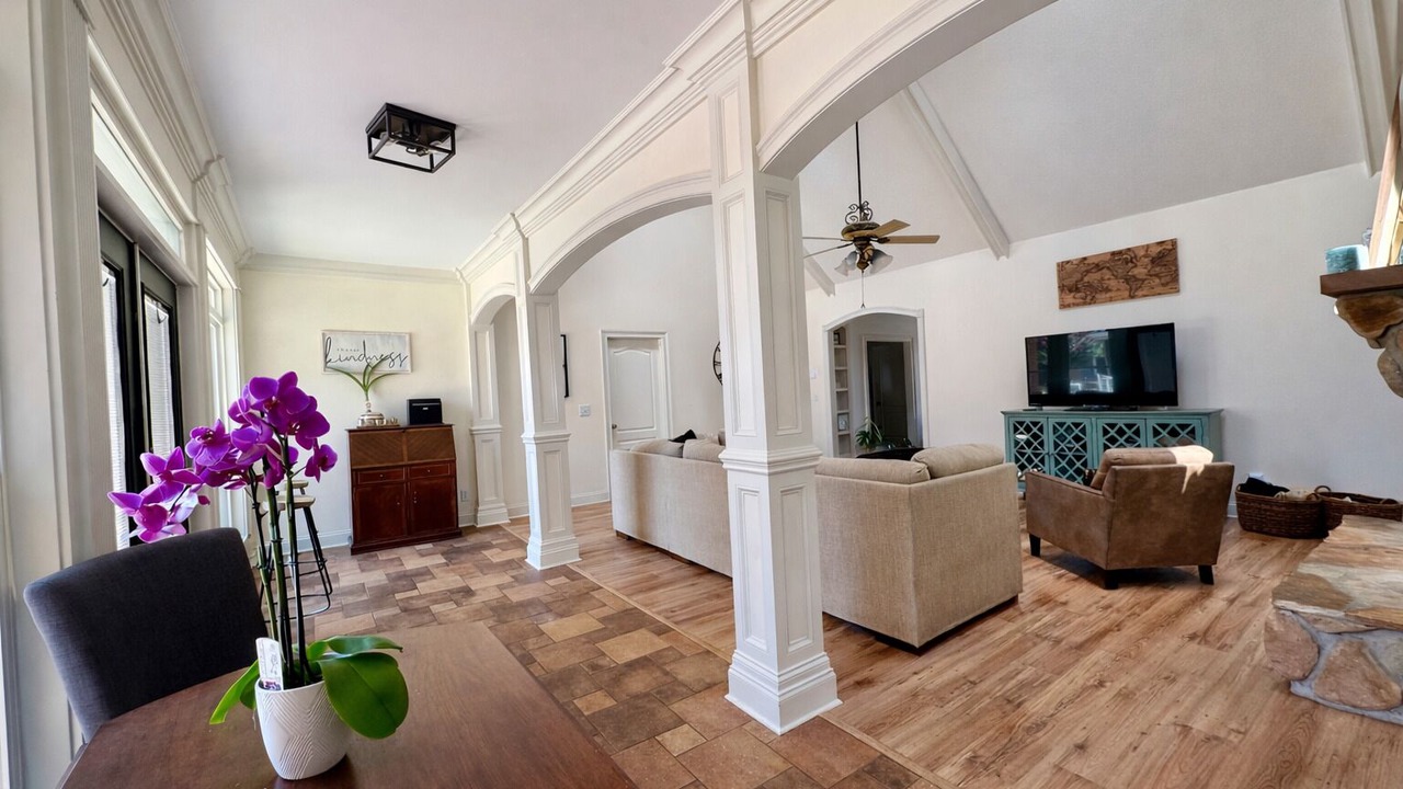 Photo of Livingroom in Warner Robins
