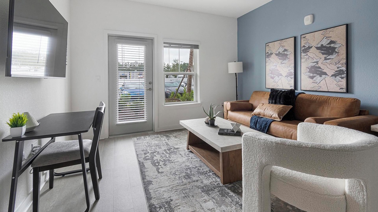 Photo of Livingroom in Northside