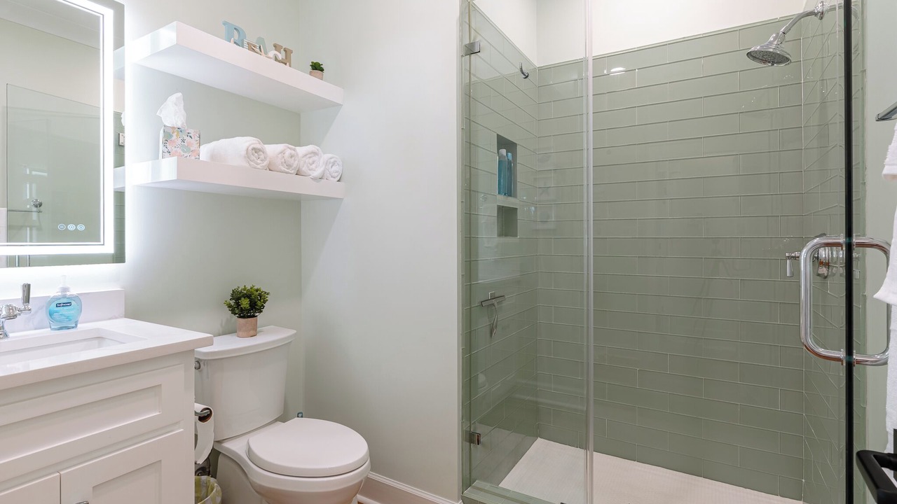 Photo of Bathroom in Dauphin Island