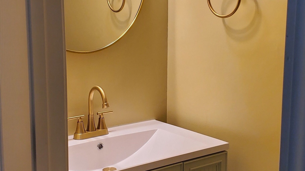 Photo of Bathroom in Union City