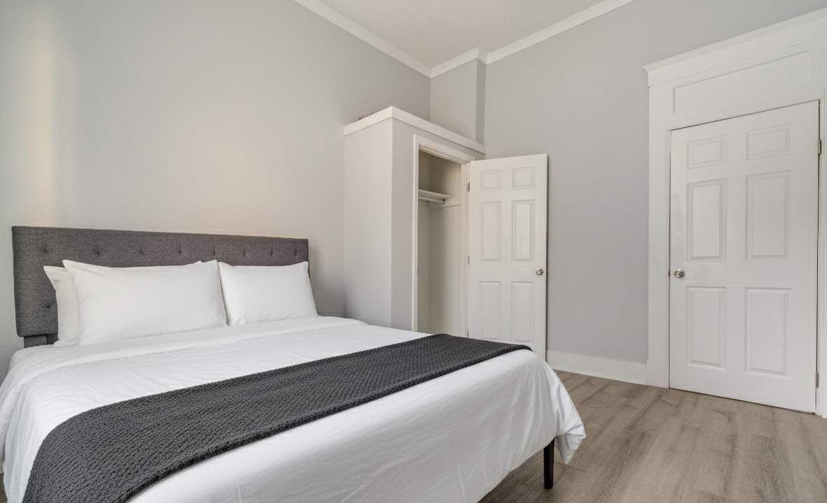 Photo of Bedroom in Urban Core