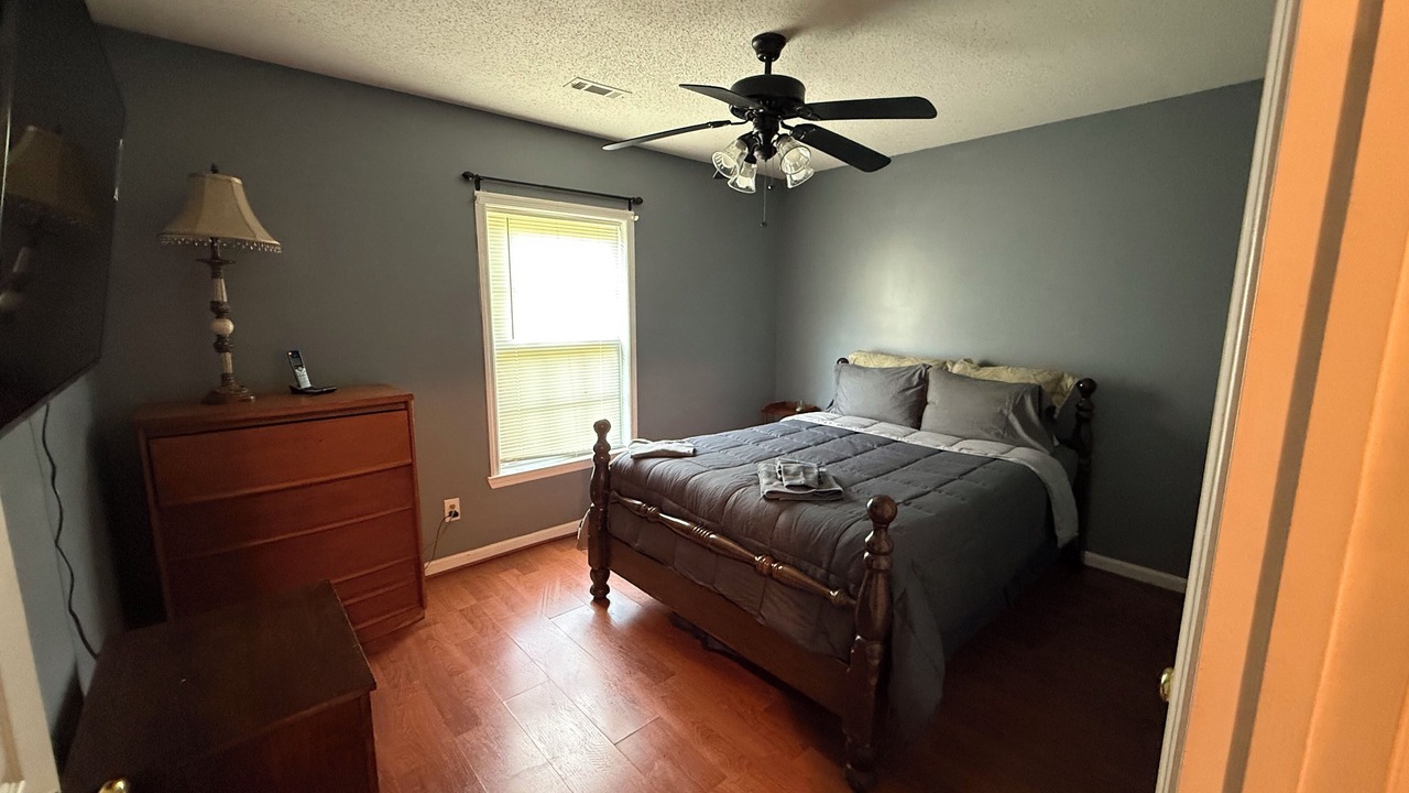 Photo of Bedroom in Furman