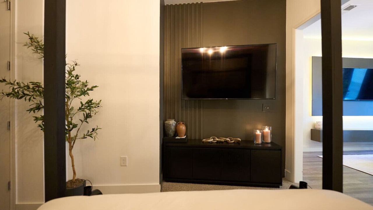 Photo of Bedroom in Castleberry Hill