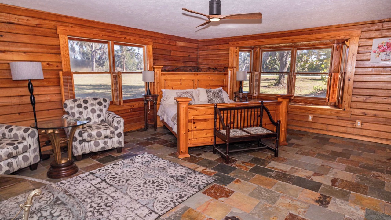 Photo of Bedroom in Boys Ranch