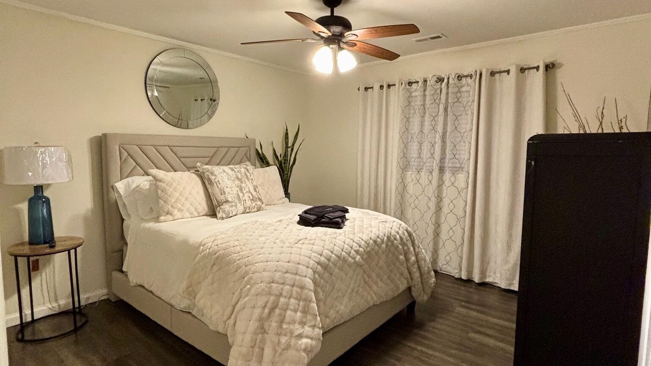 Photo of Bedroom in Dock Junction
