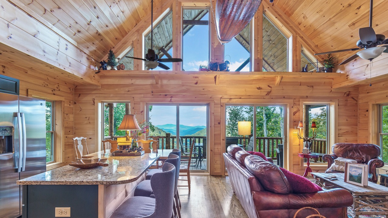 Photo of Livingroom in Mars Hill
