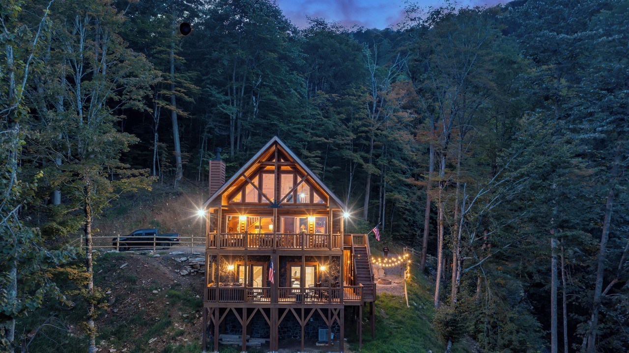 Photo of Outdoor in Mars Hill