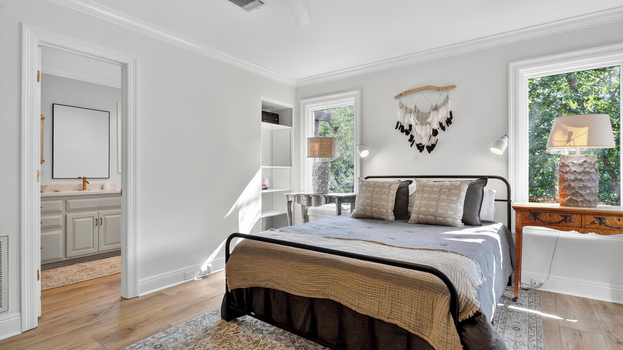 Photo of Bedroom in Bayou View