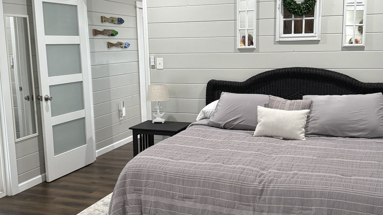 Photo of Bedroom in Guntersville