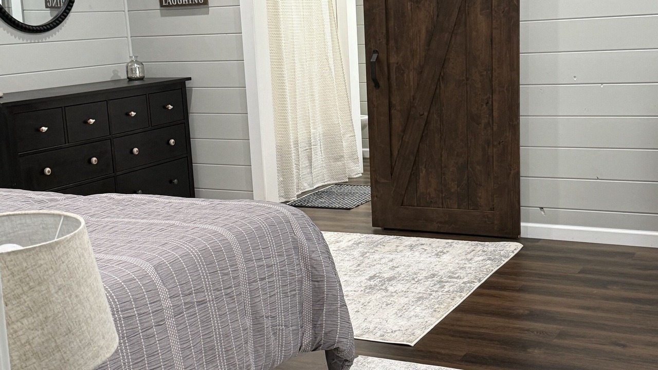 Photo of Bedroom in Guntersville