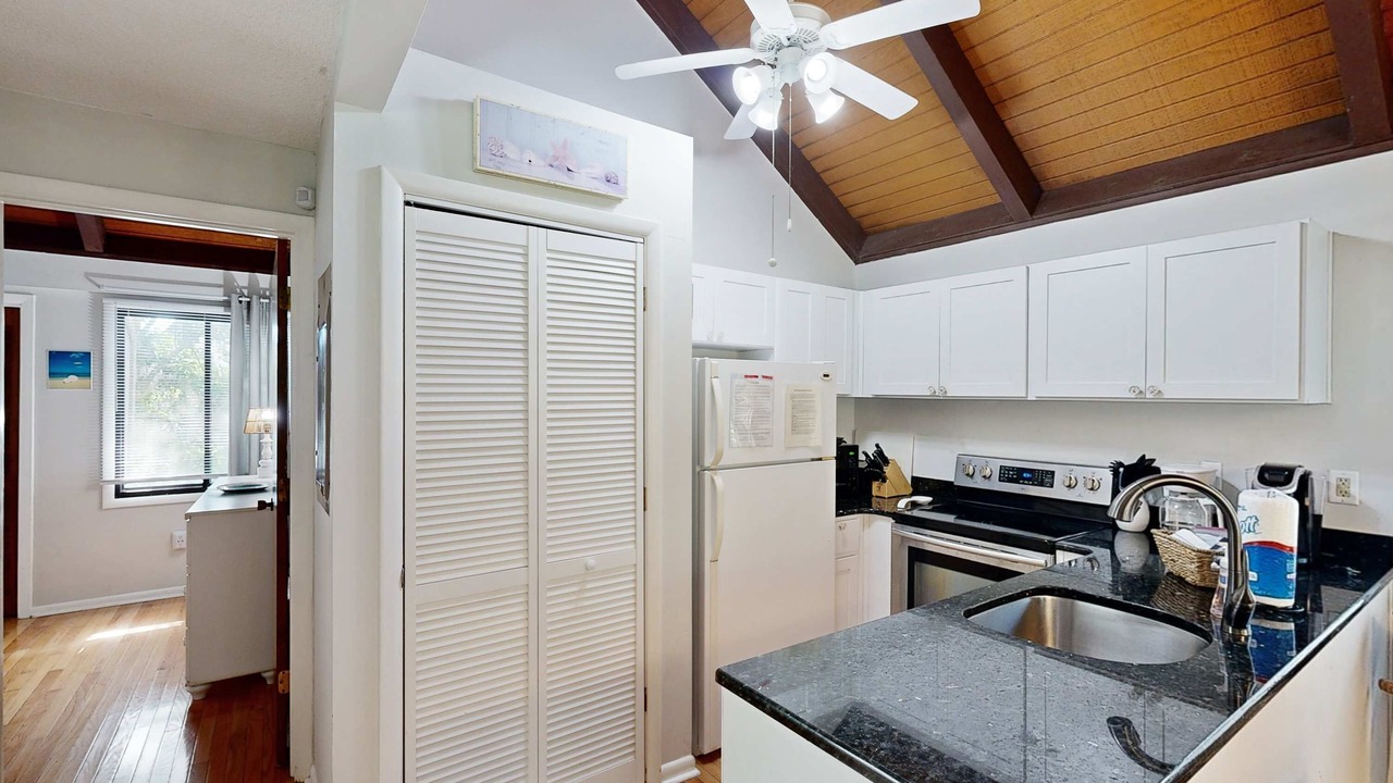 Photo of Kitchen in Seabrook Island