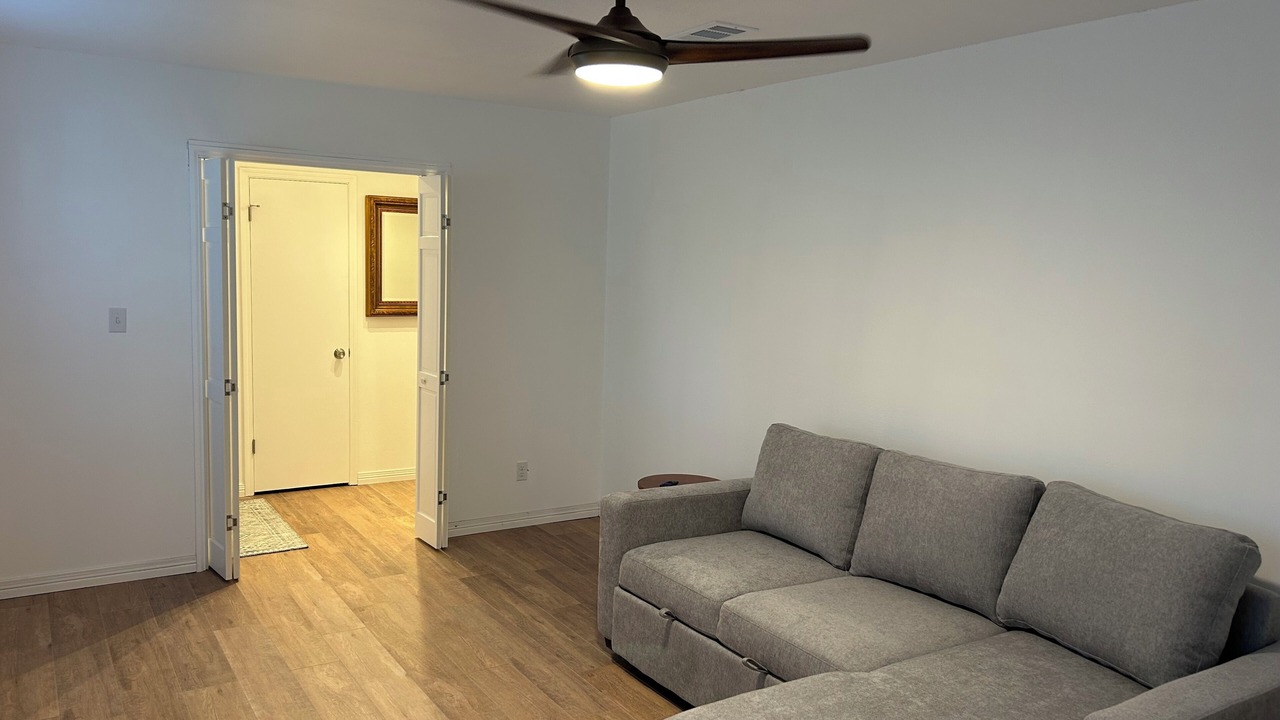 Photo of Livingroom in North Northwest Pensacola