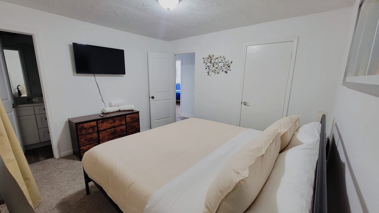 Photo of Bedroom in Douglasville